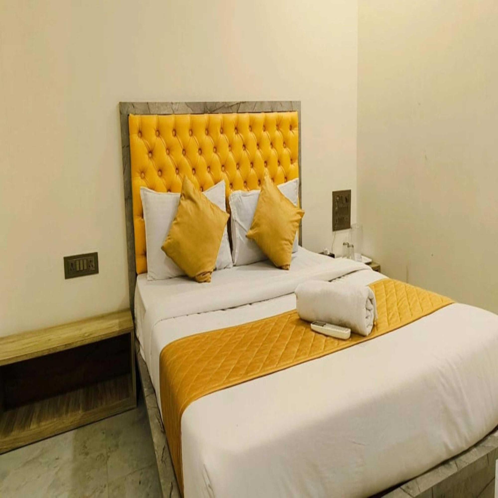Hotel Pride Suites - Kurla West 孟买 外观 照片